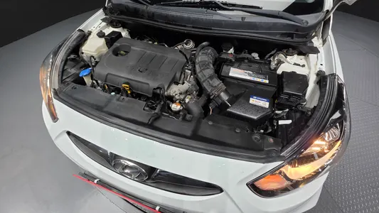 Hyundai () 1.6 VGT 2012 6
