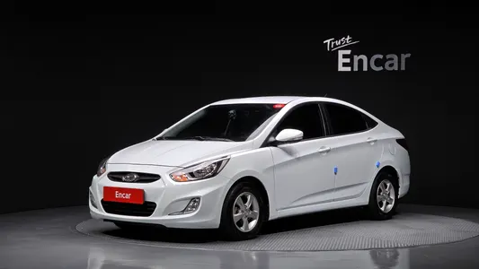 Hyundai () 1.6 VGT 2012