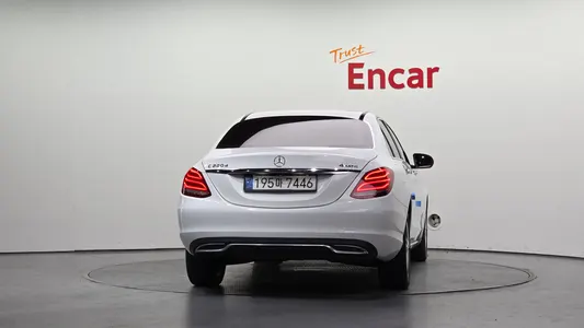 Mercedes-Benz C-Class W205 C220 d 4MATIC 2018 4