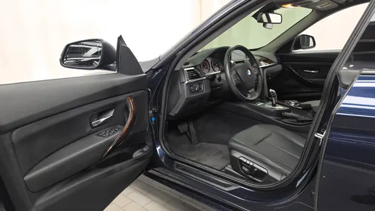 BMW 3 Series GT (F34) GT 320d 2014 10