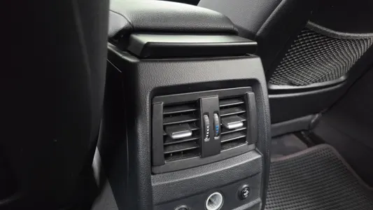 BMW 3 Series GT (F34) GT 320d 2014 19