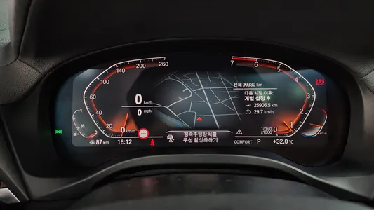 BMW X4 (G02) xDrive20i M X 2021 8