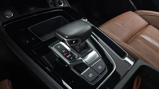 Audi Q5 (FY) 40 TDI 2022 9