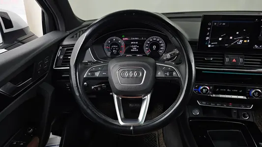 Audi Q5 (FY) 40 TDI 2022 13
