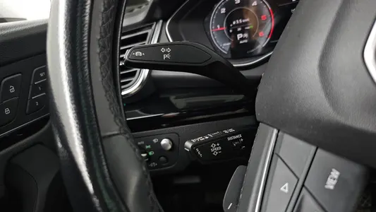 Audi Q5 (FY) 40 TDI 2022 32