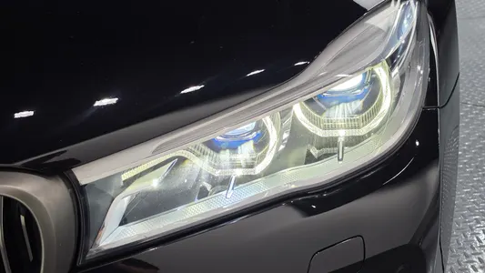 BMW 7 Series (G11) M760Li xDrive 2017 22