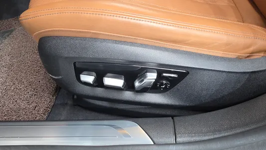 BMW 7 Series (G11) M760Li xDrive 2017 34