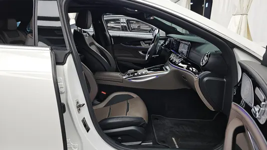 Mercedes-Benz AMG GT 4 43 4MATIC+ 2021 11
