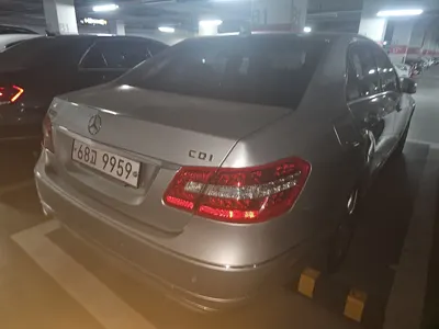 Mercedes-Benz E-Class W212 E220 CDI 2012 4