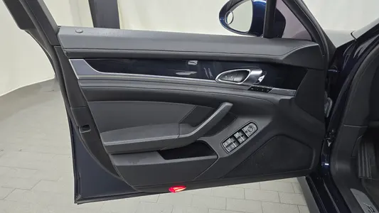 Porsche 파나메라 3.6 AWD 2012 24