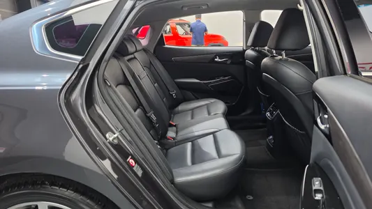 Kia K7 2.5 GDI 2019 11