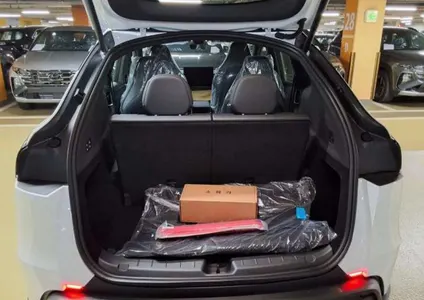 Tesla Y L AWD 2026 9