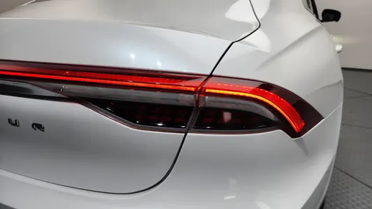 Hyundai IG 2021 23