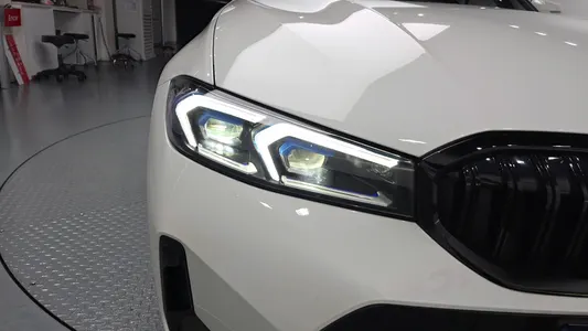BMW 3 Series (G20) 320i M 2025 22