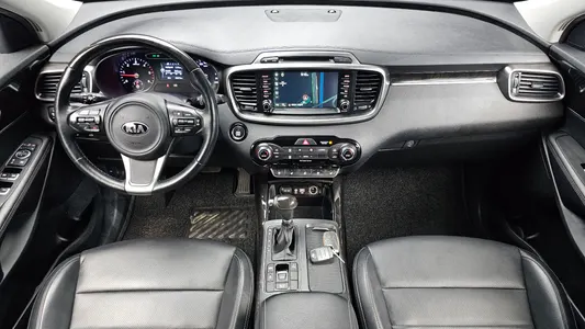 Kia Sorento 2.0 2WD 2016 7