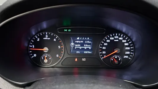 Kia Sorento 2.0 2WD 2016 8