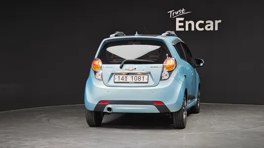 Chevrolet Spark LT 2012 4