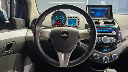 Chevrolet Spark LT 2012 16