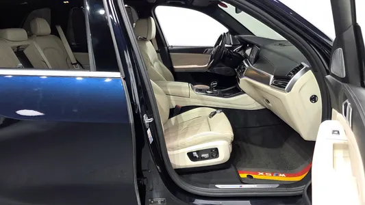 BMW X5 (G05) M50i 2020 26
