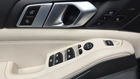 BMW X5 (G05) M50i 2020 27