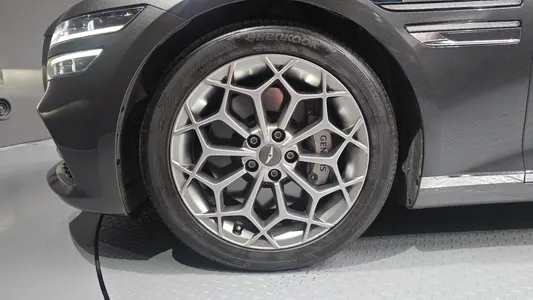 Genesis G80 (RG3) 2.5 AWD 2022 5