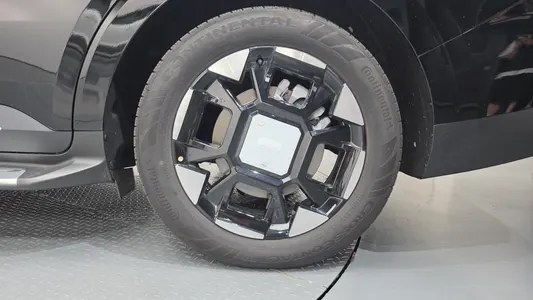 Kia 4 HEV 4 2026 21