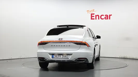 Hyundai IG 2022 4