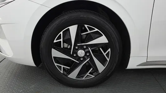 Hyundai IG 2022 5