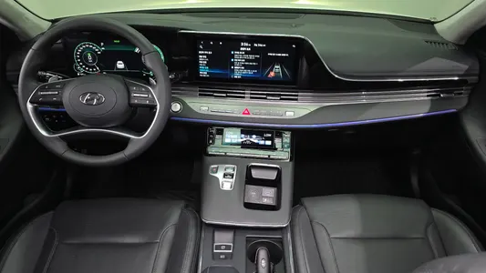 Hyundai IG 2022 7