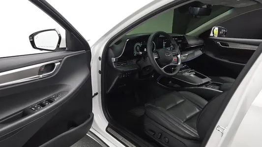 Hyundai IG 2022 10