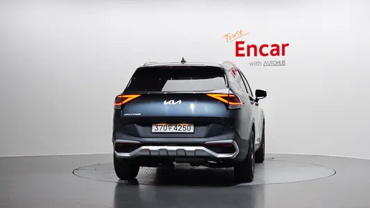 Kia 5 2.0 2WD 2022 4