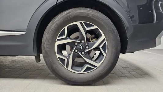 Kia 5 2.0 2WD 2022 21