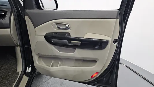 Kia 카니발 9 2016 24