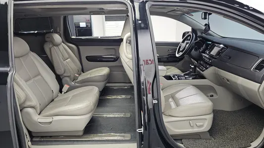 Kia 카니발 9 2016 26