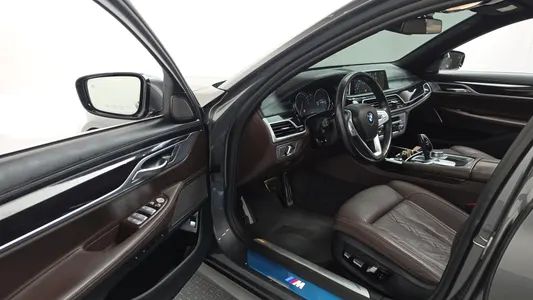 BMW 7 Series (G11) 730d xDrive M 2018 10