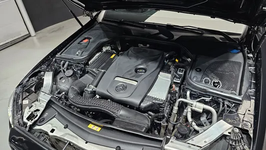 Mercedes-Benz E-Class W213 E300 4MATIC AMG Line 2018 6