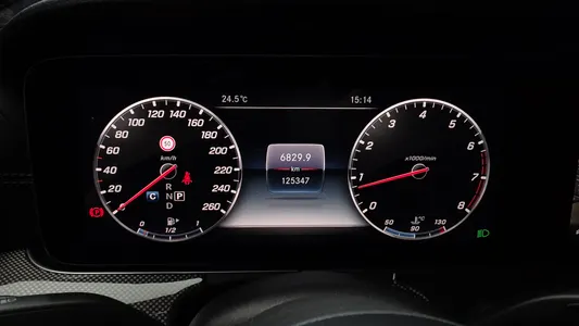 Mercedes-Benz E-Class W213 E300 4MATIC AMG Line 2018 8