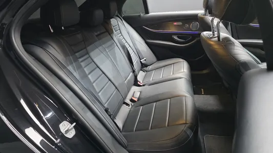 Mercedes-Benz E-Class W213 E300 4MATIC AMG Line 2018 11