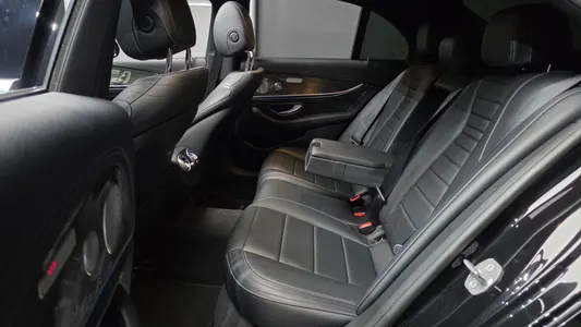 Mercedes-Benz E-Class W213 E300 4MATIC AMG Line 2018 12