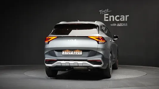 Kia 5 2.0 2WD 2022 4