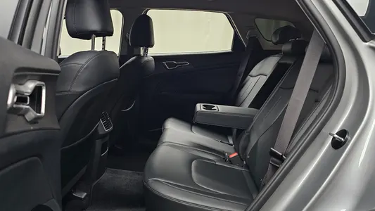 Kia 5 2.0 2WD 2022 12