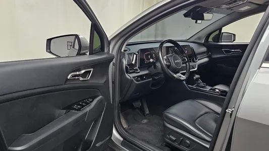 Kia 5 2.0 2WD 2022 10