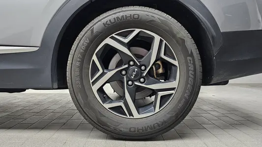 Kia 5 2.0 2WD 2022 21
