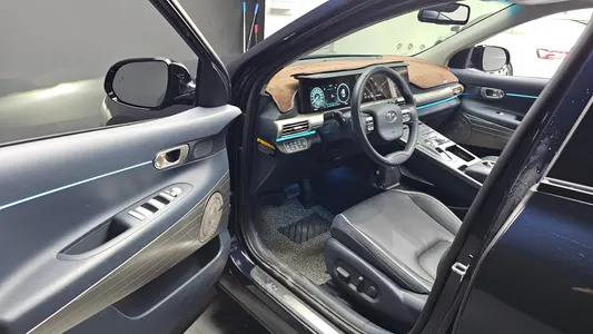 Hyundai 넥쏘 2021 10