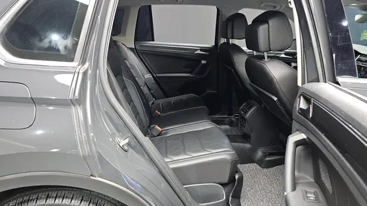 Volkswagen 2 2.0 TDI 2018 10
