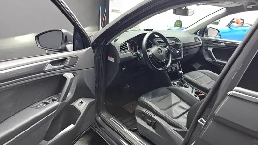Volkswagen 2 2.0 TDI 2018 9