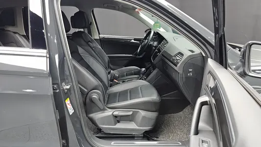 Volkswagen 2 2.0 TDI 2018 26