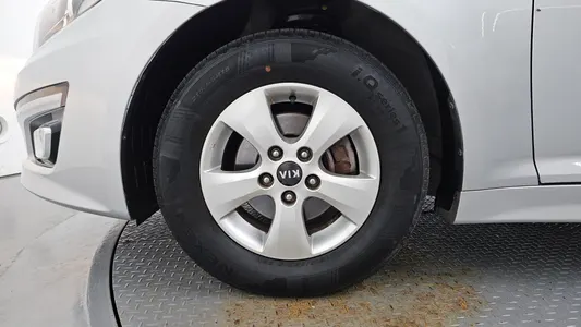 Kia K5 LPI 2015 5