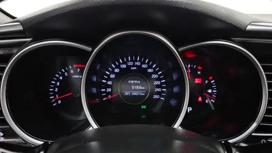 Kia K5 LPI 2015 8