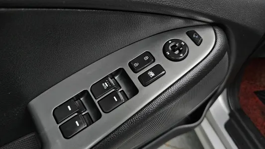 Kia K5 LPI 2015 15